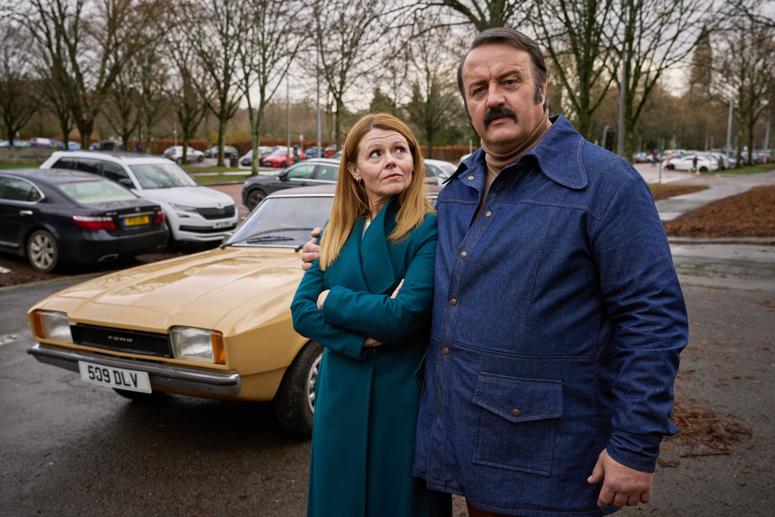 Mammoth, protagonizada por Sian Gibson y Mike Bubbins, regresa para una segunda temporada